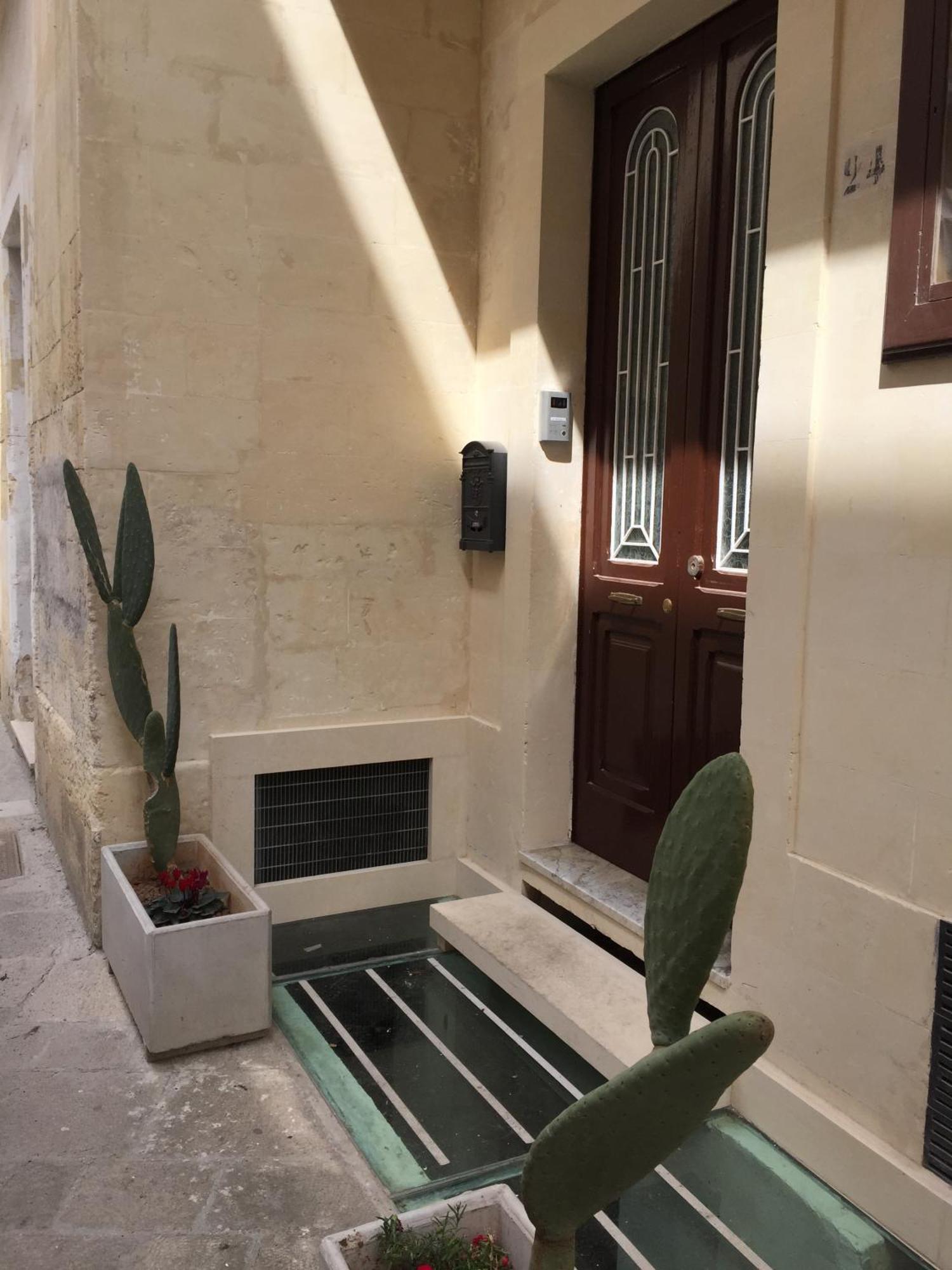 B&B Le Giravolte Lecce Exterior foto