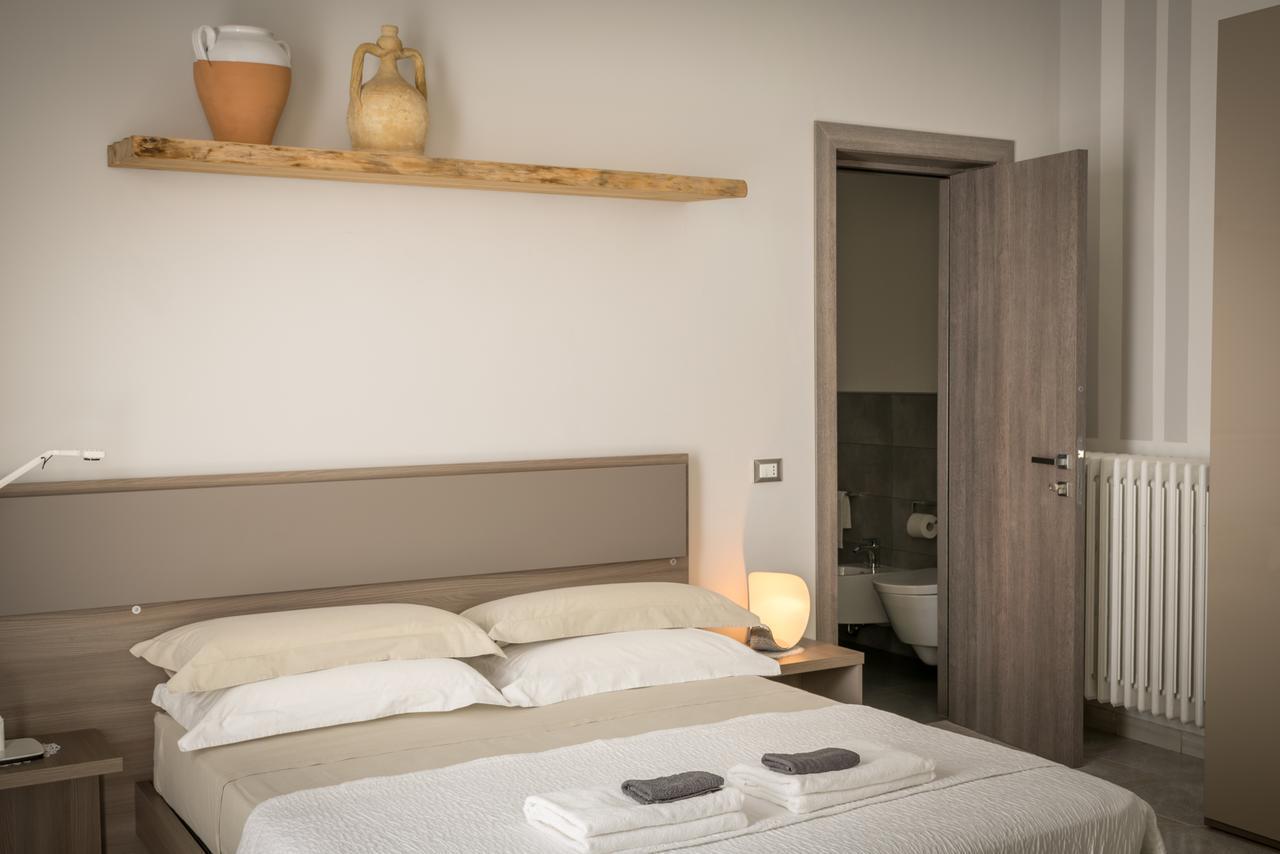 B&B Le Giravolte Lecce Exterior foto