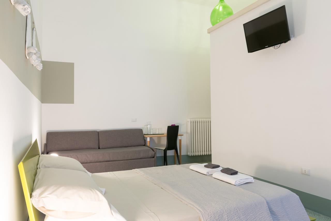 B&B Le Giravolte Lecce Exterior foto